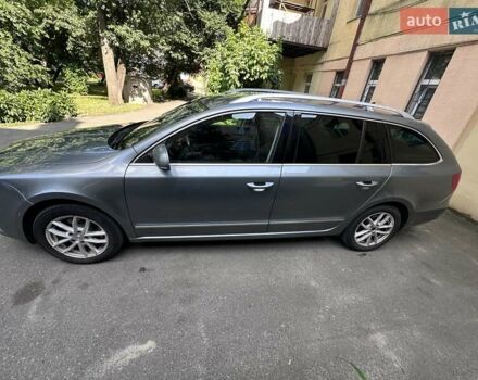 Серый Шкода Суперб, объемом двигателя 2 л и пробегом 218 тыс. км за 12000 $, фото 2 на Automoto.ua