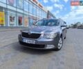 Сірий Шкода Суперб, об'ємом двигуна 2 л та пробігом 225 тис. км за 13999 $, фото 1 на Automoto.ua