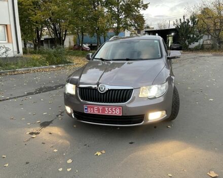 Сірий Шкода Суперб, об'ємом двигуна 2 л та пробігом 236 тис. км за 10600 $, фото 7 на Automoto.ua