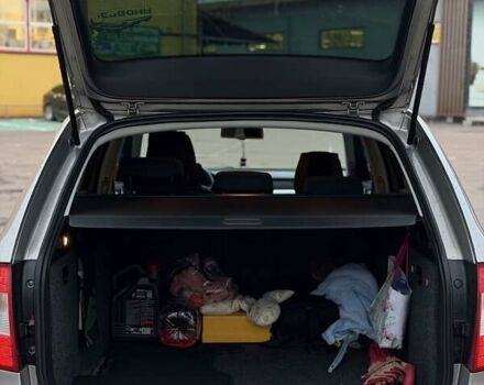 Серый Шкода Суперб, объемом двигателя 1.6 л и пробегом 198 тыс. км за 9000 $, фото 19 на Automoto.ua