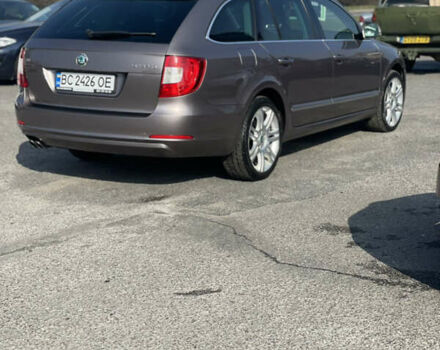 Серый Шкода Суперб, объемом двигателя 1.8 л и пробегом 312 тыс. км за 8800 $, фото 5 на Automoto.ua