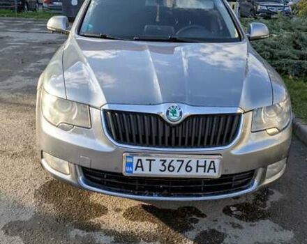 Серый Шкода Суперб, объемом двигателя 1.97 л и пробегом 457 тыс. км за 11500 $, фото 2 на Automoto.ua