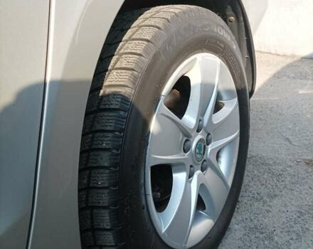 Серый Шкода Суперб, объемом двигателя 2 л и пробегом 250 тыс. км за 13200 $, фото 1 на Automoto.ua