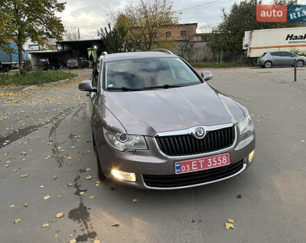 Сірий Шкода Суперб, об'ємом двигуна 2 л та пробігом 256 тис. км за 10700 $, фото 14 на Automoto.ua