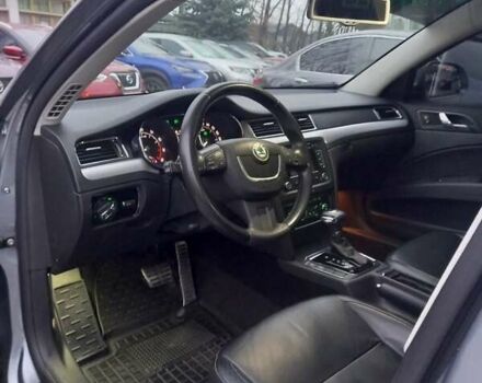 Серый Шкода Суперб, объемом двигателя 2 л и пробегом 224 тыс. км за 10500 $, фото 8 на Automoto.ua
