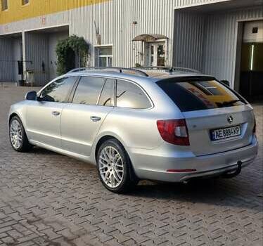 Серый Шкода Суперб, объемом двигателя 2 л и пробегом 260 тыс. км за 11200 $, фото 8 на Automoto.ua