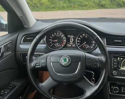 Шкода Суперб 2013 в Запорожье на Automoto.ua Серый Шкода Суперб, объемом двигателя 1.6 л и пробегом 230 тыс. км за 10600 $, фото 10 на Automoto.ua