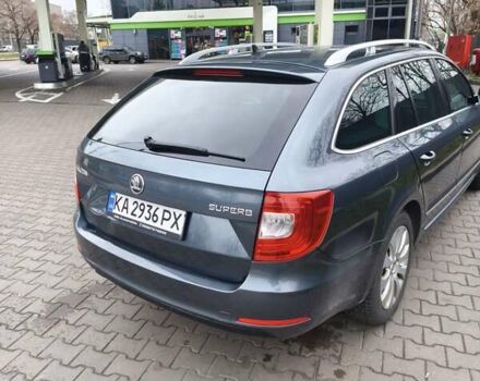 Сірий Шкода Суперб, об'ємом двигуна 2 л та пробігом 270 тис. км за 11499 $, фото 4 на Automoto.ua