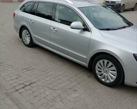 Шкода Суперб 2013 в Остоге на Automoto.ua Серый Шкода Суперб, объемом двигателя 1.6 л и пробегом 270 тыс. км за 10900 $, фото 3 на Automoto.ua