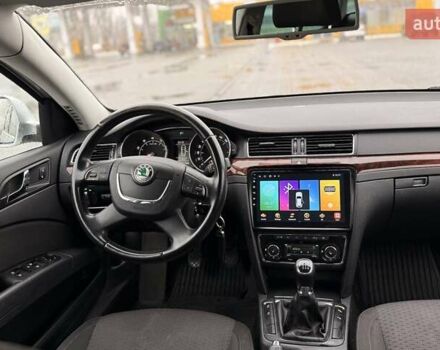 Серый Шкода Суперб, объемом двигателя 1.8 л и пробегом 289 тыс. км за 8500 $, фото 12 на Automoto.ua