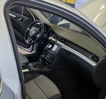 Серый Шкода Суперб, объемом двигателя 2 л и пробегом 260 тыс. км за 11200 $, фото 11 на Automoto.ua