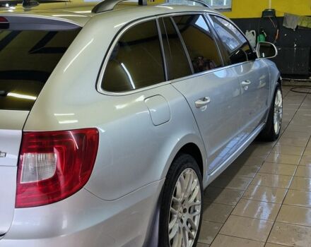 Серый Шкода Суперб, объемом двигателя 2 л и пробегом 260 тыс. км за 11200 $, фото 5 на Automoto.ua