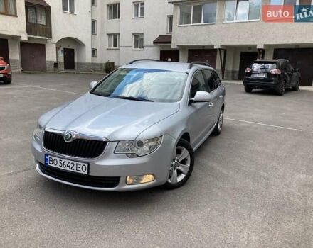 Сірий Шкода Суперб, об'ємом двигуна 1.97 л та пробігом 249 тис. км за 9999 $, фото 2 на Automoto.ua