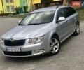 Серый Шкода Суперб, объемом двигателя 2 л и пробегом 248 тыс. км за 11000 $, фото 1 на Automoto.ua