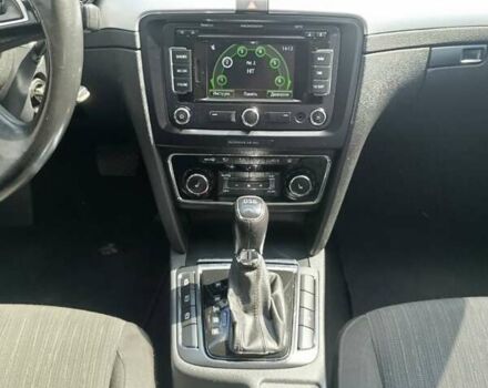 Серый Шкода Суперб, объемом двигателя 2 л и пробегом 348 тыс. км за 11500 $, фото 28 на Automoto.ua