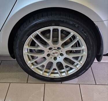 Серый Шкода Суперб, объемом двигателя 2 л и пробегом 260 тыс. км за 11200 $, фото 10 на Automoto.ua