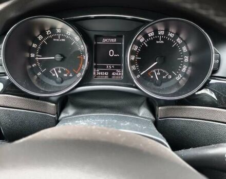 Сірий Шкода Суперб, об'ємом двигуна 2 л та пробігом 270 тис. км за 11499 $, фото 5 на Automoto.ua