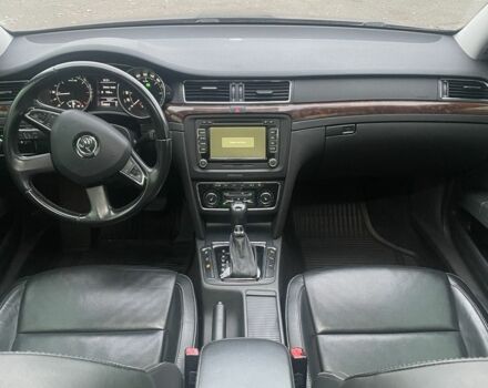 Серый Шкода Суперб, объемом двигателя 2 л и пробегом 258 тыс. км за 12499 $, фото 8 на Automoto.ua