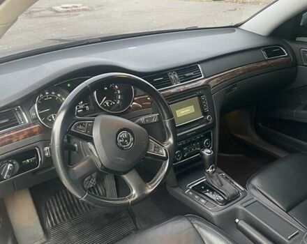 Серый Шкода Суперб, объемом двигателя 2 л и пробегом 258 тыс. км за 11999 $, фото 24 на Automoto.ua