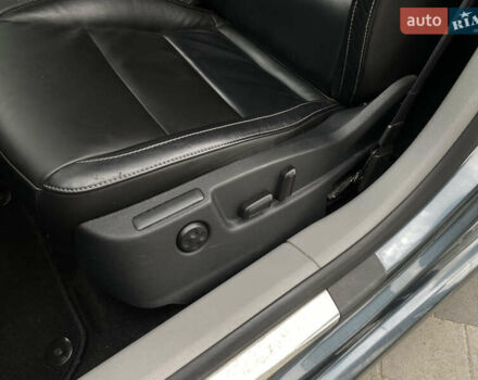 Серый Шкода Суперб, объемом двигателя 2 л и пробегом 224 тыс. км за 12600 $, фото 5 на Automoto.ua