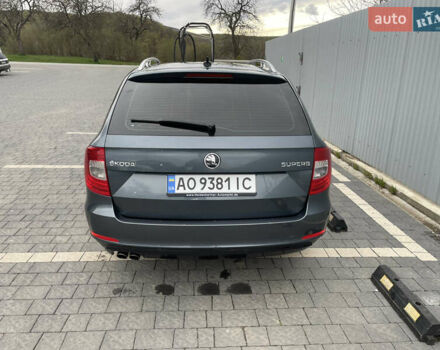 Сірий Шкода Суперб, об'ємом двигуна 2 л та пробігом 335 тис. км за 9500 $, фото 3 на Automoto.ua