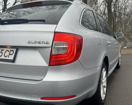 Серый Шкода Суперб, объемом двигателя 1.97 л и пробегом 240 тыс. км за 13799 $, фото 4 на Automoto.ua