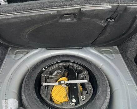 Серый Шкода Суперб, объемом двигателя 1.97 л и пробегом 240 тыс. км за 13799 $, фото 19 на Automoto.ua