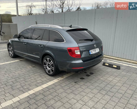 Сірий Шкода Суперб, об'ємом двигуна 2 л та пробігом 335 тис. км за 9500 $, фото 2 на Automoto.ua