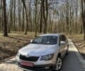 Серый Шкода Суперб, объемом двигателя 2 л и пробегом 297 тыс. км за 14400 $, фото 1 на Automoto.ua