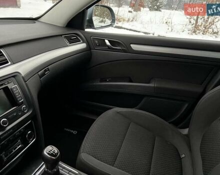 Серый Шкода Суперб, объемом двигателя 1.6 л и пробегом 215 тыс. км за 10900 $, фото 26 на Automoto.ua