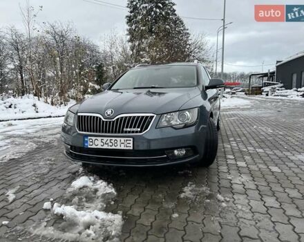 Серый Шкода Суперб, объемом двигателя 1.6 л и пробегом 215 тыс. км за 10900 $, фото 1 на Automoto.ua