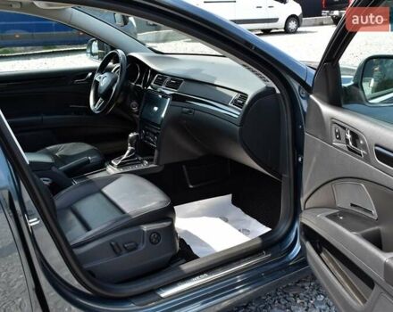 Сірий Шкода Суперб, об'ємом двигуна 2 л та пробігом 279 тис. км за 14300 $, фото 49 на Automoto.ua