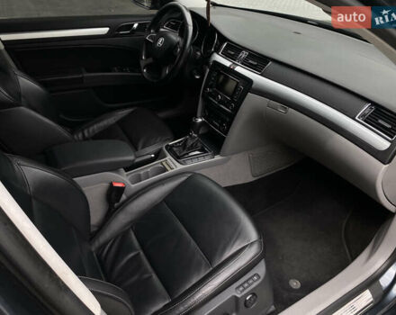 Серый Шкода Суперб, объемом двигателя 2 л и пробегом 224 тыс. км за 12600 $, фото 24 на Automoto.ua