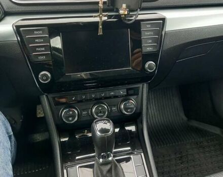 Серый Шкода Суперб, объемом двигателя 2 л и пробегом 244 тыс. км за 14000 $, фото 7 на Automoto.ua