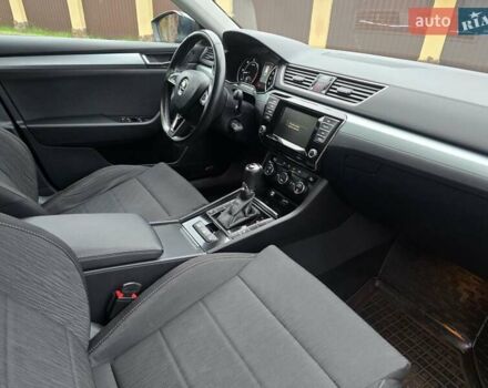 Серый Шкода Суперб, объемом двигателя 1.6 л и пробегом 262 тыс. км за 14000 $, фото 2 на Automoto.ua