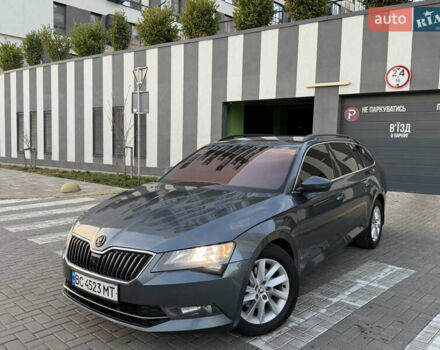Серый Шкода Суперб, объемом двигателя 2 л и пробегом 245 тыс. км за 14700 $, фото 16 на Automoto.ua