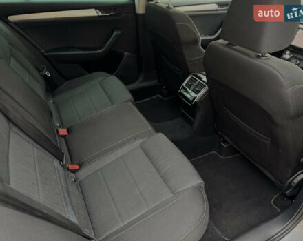 Шкода Суперб 2015 у Мукачеве на Automoto.ua Сірий Шкода Суперб, об'ємом двигуна 2 л та пробігом 247 тис. км за 14499 $, фото 23 на Automoto.ua