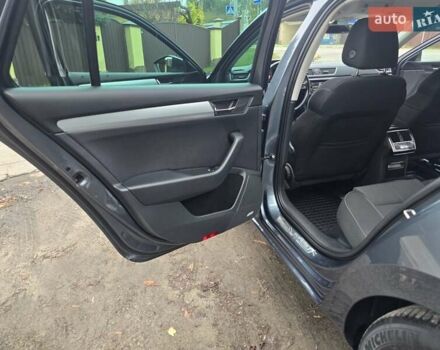 Серый Шкода Суперб, объемом двигателя 1.6 л и пробегом 262 тыс. км за 14000 $, фото 51 на Automoto.ua