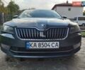 Серый Шкода Суперб, объемом двигателя 1.6 л и пробегом 262 тыс. км за 15900 $, фото 2 на Automoto.ua