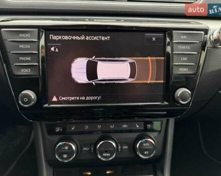 Серый Шкода Суперб, объемом двигателя 1.97 л и пробегом 250 тыс. км за 14400 $, фото 7 на Automoto.ua