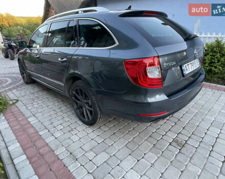 Серый Шкода Суперб, объемом двигателя 1.97 л и пробегом 250 тыс. км за 12200 $, фото 1 на Automoto.ua