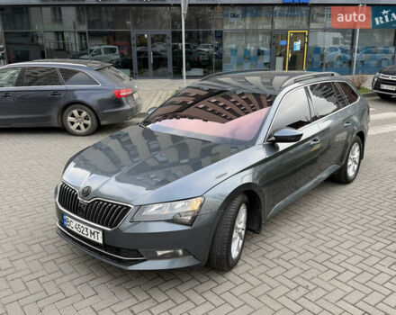 Сірий Шкода Суперб, об'ємом двигуна 2 л та пробігом 245 тис. км за 14900 $, фото 17 на Automoto.ua