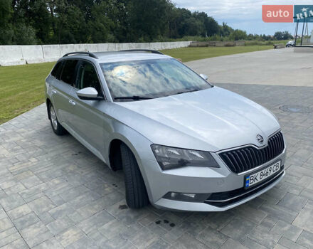 Серый Шкода Суперб, объемом двигателя 1.8 л и пробегом 296 тыс. км за 12350 $, фото 8 на Automoto.ua