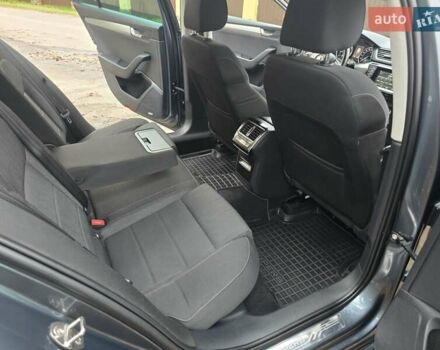 Серый Шкода Суперб, объемом двигателя 1.6 л и пробегом 262 тыс. км за 14000 $, фото 46 на Automoto.ua