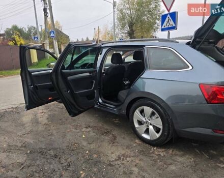 Серый Шкода Суперб, объемом двигателя 1.6 л и пробегом 262 тыс. км за 14000 $, фото 49 на Automoto.ua