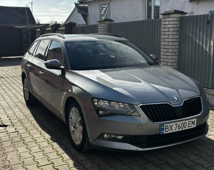 Серый Шкода Суперб, объемом двигателя 2 л и пробегом 210 тыс. км за 12800 $, фото 1 на Automoto.ua