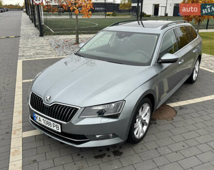 Шкода Суперб 2015 у Мукачеве на Automoto.ua Сірий Шкода Суперб, об'ємом двигуна 2 л та пробігом 247 тис. км за 14499 $, фото 1 на Automoto.ua