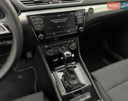 Серый Шкода Суперб, объемом двигателя 1.97 л и пробегом 250 тыс. км за 14400 $, фото 19 на Automoto.ua