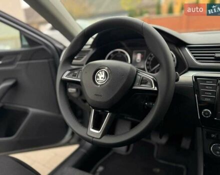 Серый Шкода Суперб, объемом двигателя 1.97 л и пробегом 250 тыс. км за 14400 $, фото 20 на Automoto.ua