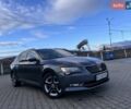 Серый Шкода Суперб, объемом двигателя 1.6 л и пробегом 243 тыс. км за 13200 $, фото 1 на Automoto.ua